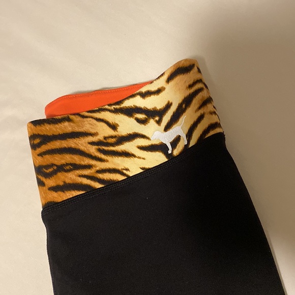 PINK Reversible Leggings with Tiger Print / Coral Band - Picture 2 of 2